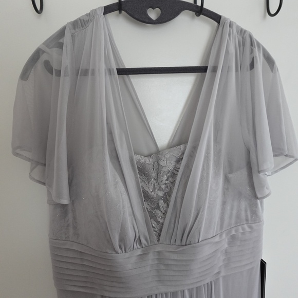 NWT Jessica Howard Women's Short Sleeve V-Neck Gown Maxi Dress 12 Gray Silver - Picture 4 of 13